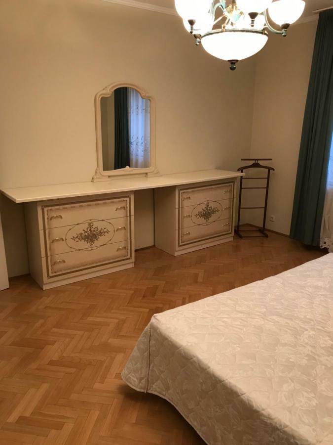 Gabor Pal 1 Apartman 2 Szoba Dunafoldvar Bagian luar foto