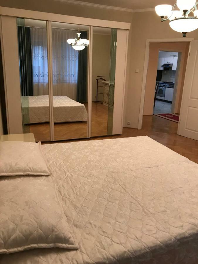 Gabor Pal 1 Apartman 2 Szoba Dunafoldvar Bagian luar foto