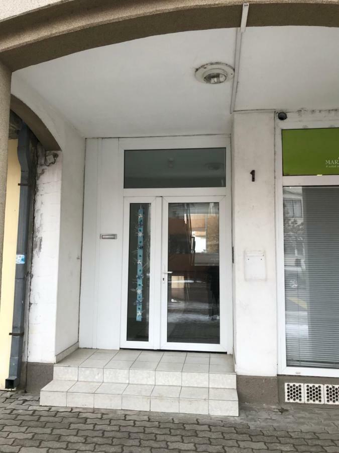 Gabor Pal 1 Apartman 2 Szoba Dunafoldvar Bagian luar foto